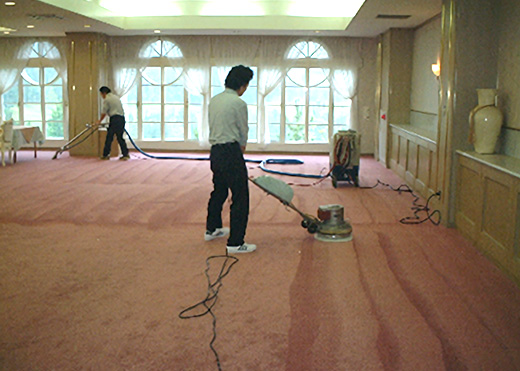 カーペット清掃(宴会場)